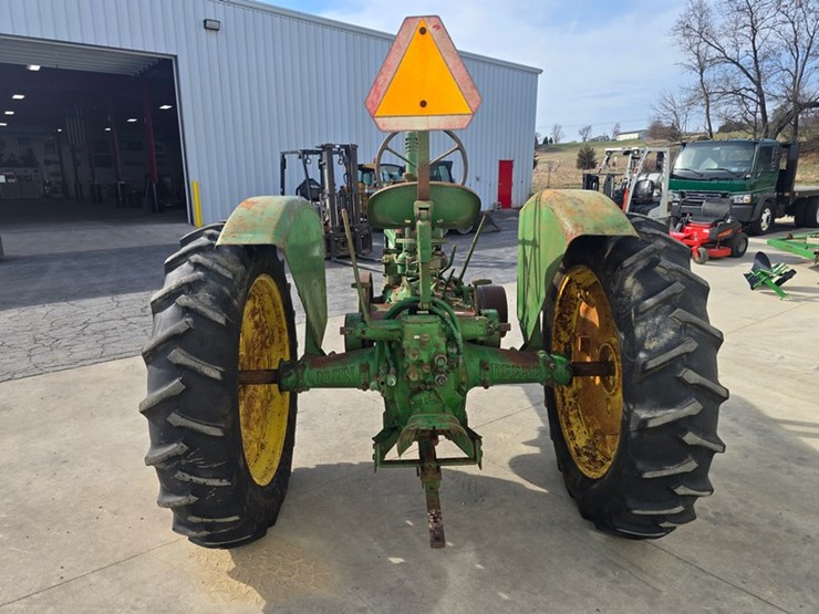 john-deere-model-a-image-4