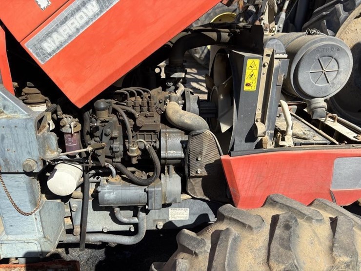 2005-kubota-m8200-image-12