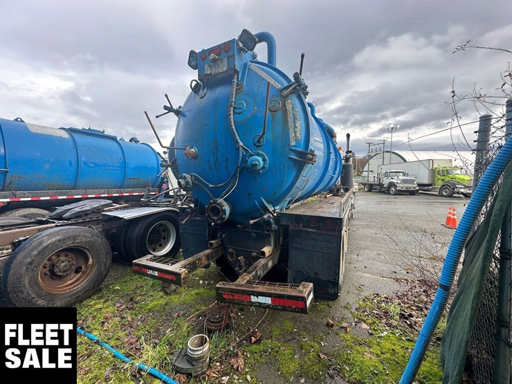 2005-kenworth-t800-image-10