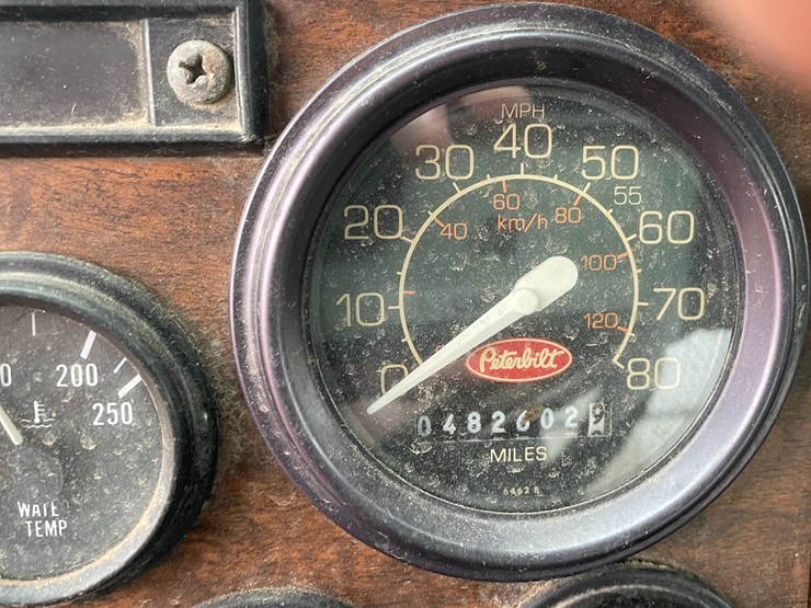 #244-•-1989-peterbilt-flatbed-truck-tractor-(has-mn-title)-(princeton,-mn)-image-9