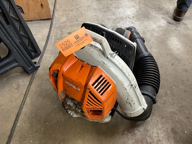 #2525-•-stihl-backpack-leaf-blower-(columbia-heights,-mn)-image-5