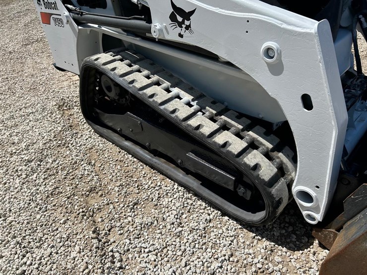 2016-bobcat-t450-image-13