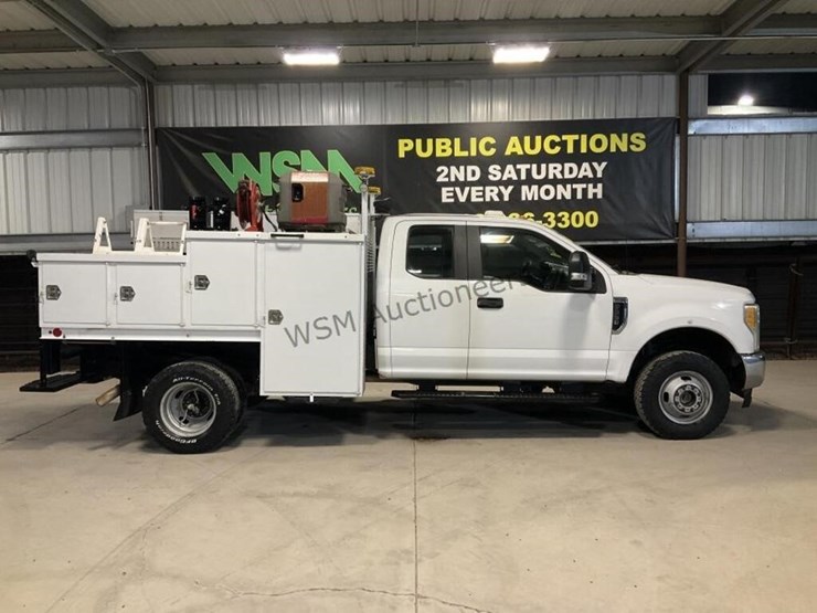 2017-ford-f350-image-1