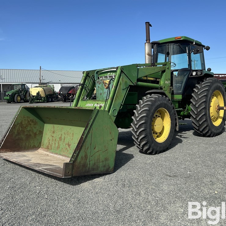 1990 JOHN DEERE 4555