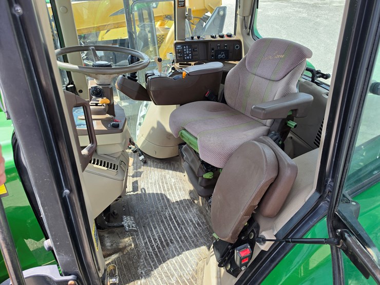 2006-john-deere-7520-image-17