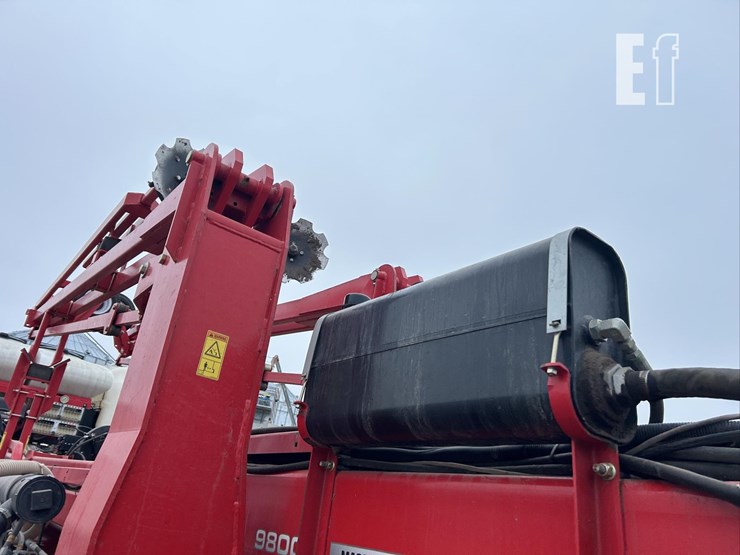 2014-white-9824-image-72