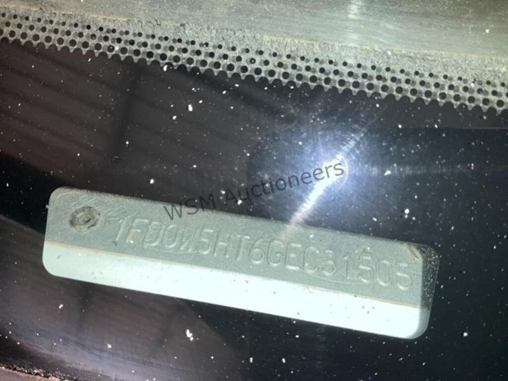 2016-ford-f550-image-16