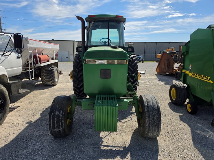 1992-john-deere-4760-image-2