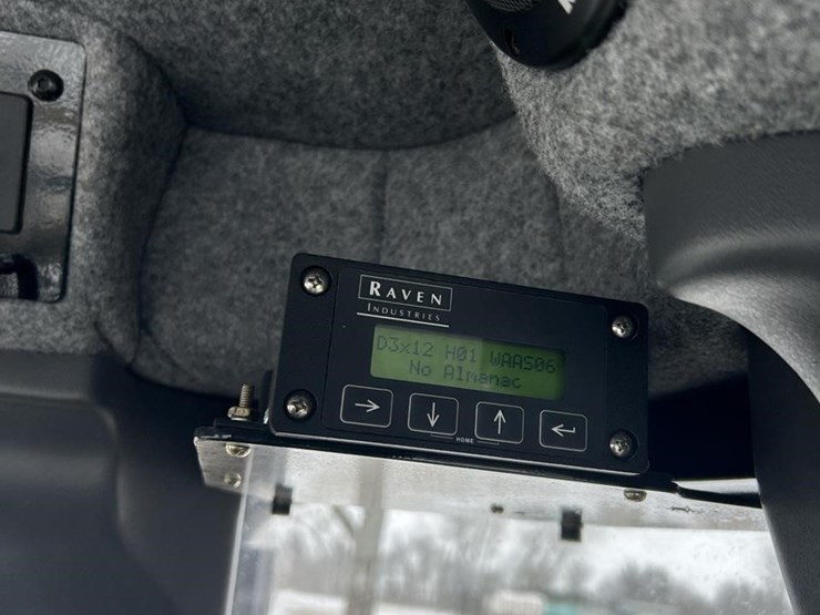 2012-ag-chem-rg1100-image-73