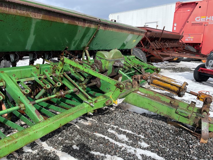 #150-•-oliver-64-grain-drill-(mason,-wi)-image-15