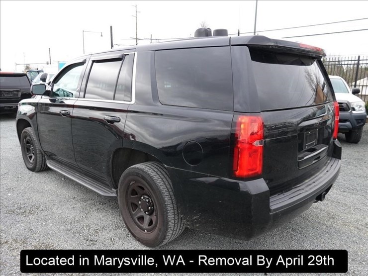 2017-chevrolet-tahoe-image-13