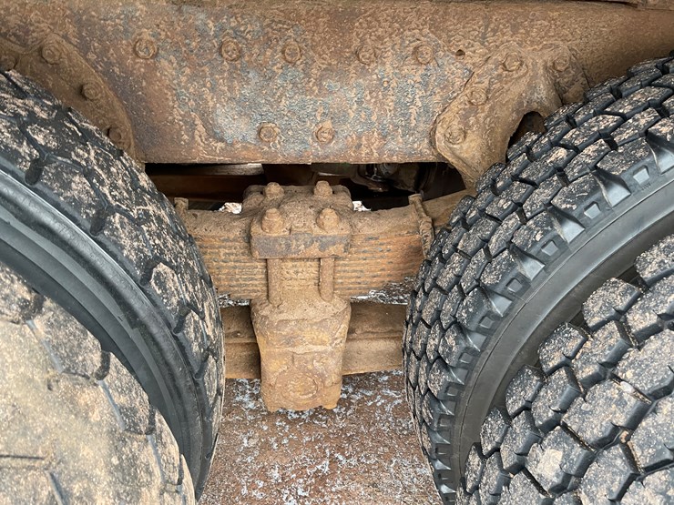 1991-international-4900-image-18