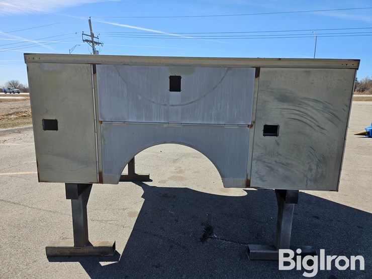 massey-ferguson-730-image-4