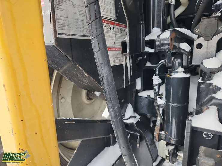 2015-new-holland-t6.155-image-47