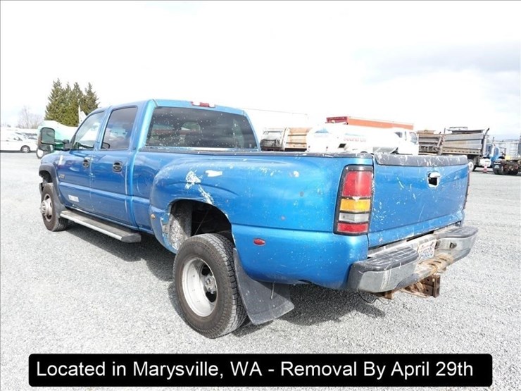 2002-chevrolet-3500-image-15