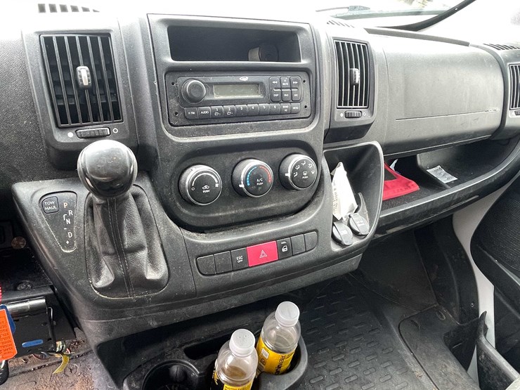 #206-•-2016-white-ram-van-(has-wi-title)-(neenah,-wi)-image-50