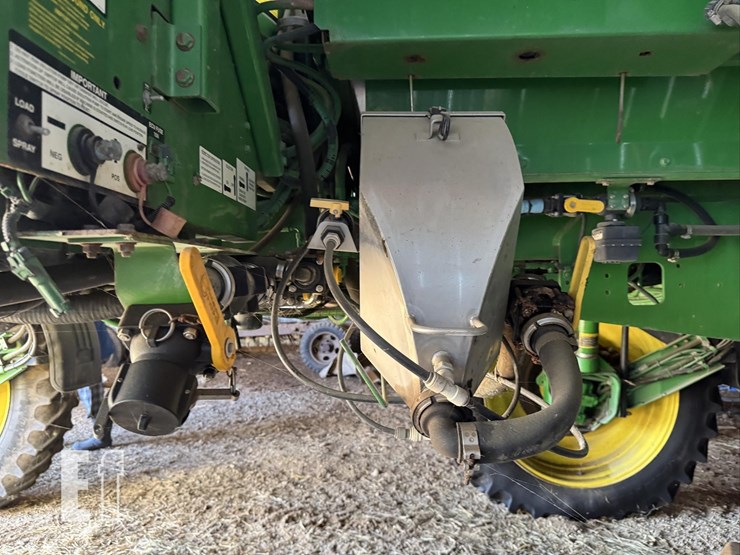 2005-john-deere-4720-image-28