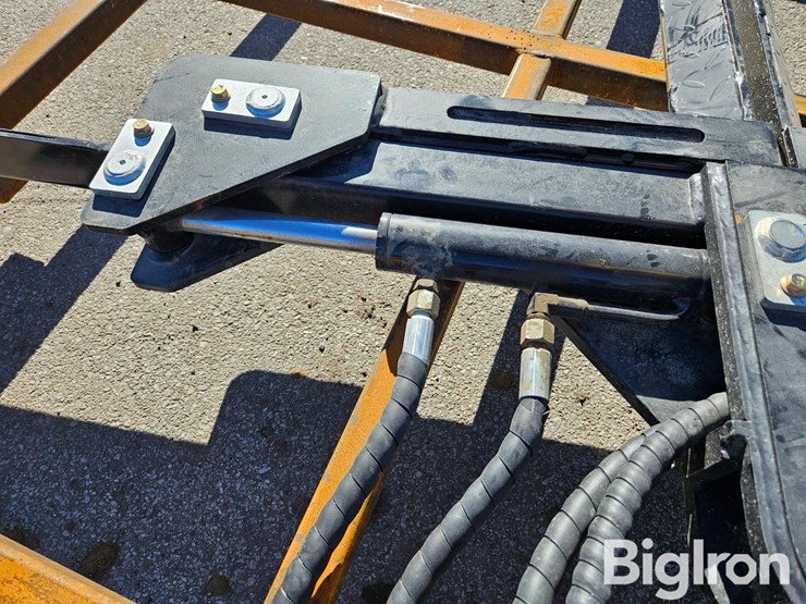 2026-massey-ferguson-730-image-16