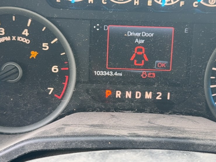 2016-ford-f150-image-23