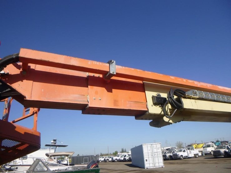 2013-jlg-600s-image-14