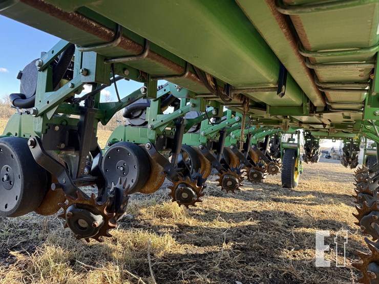 john-deere-1770-image-74