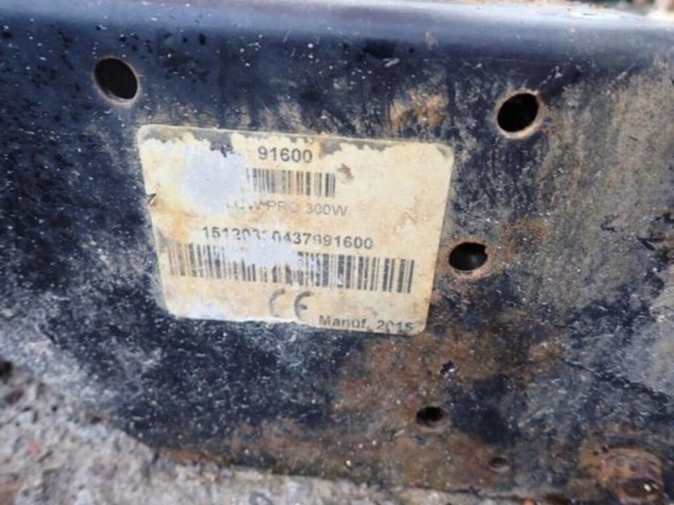 qty-of-(3)-western-low-pro-300w-hitch-mounted-image-8