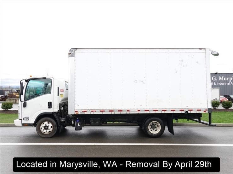 2016-isuzu-nqr-image-4