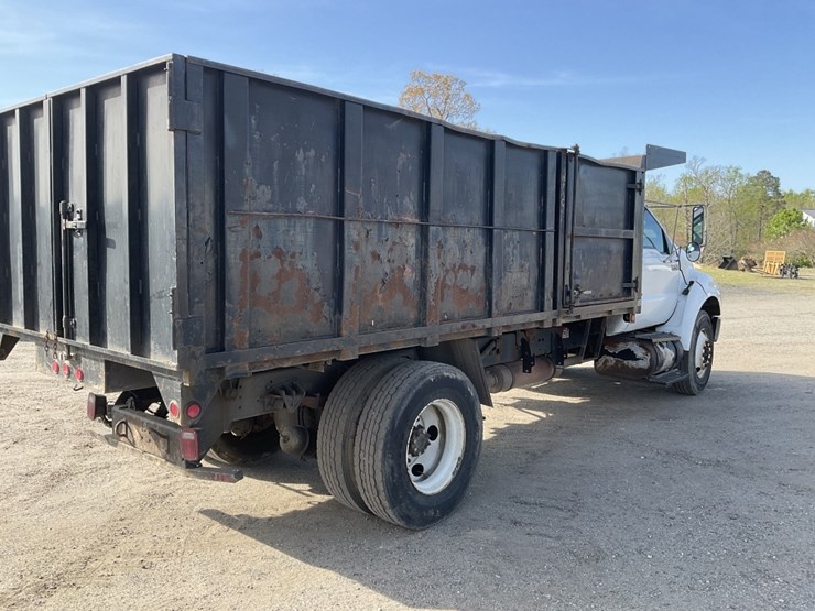 2012-ford-f750-image-7