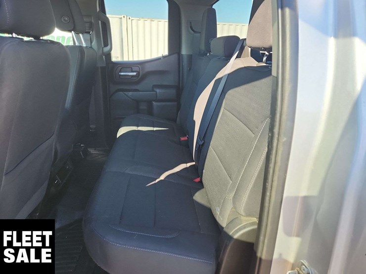 2022-chevrolet-silverado-1500-image-15