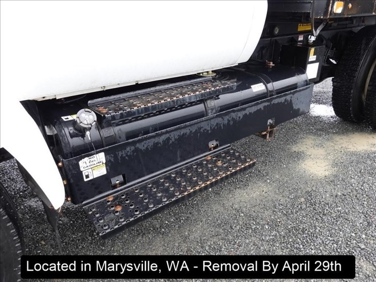 2015-ford-f650-image-15