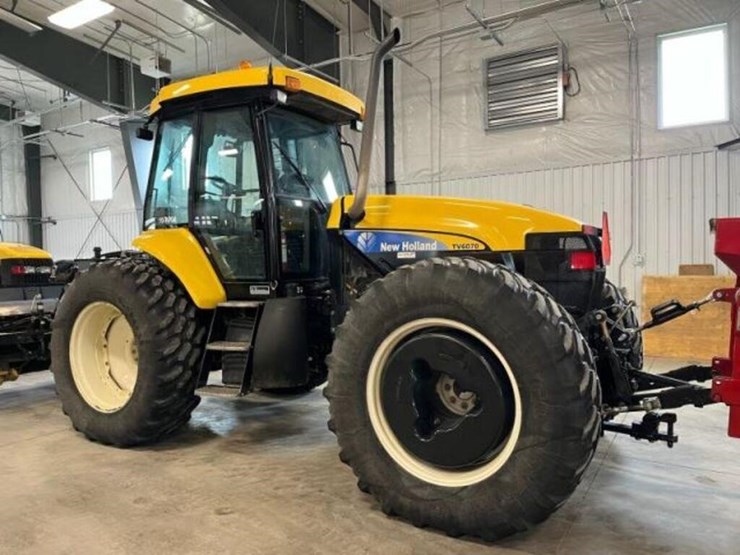 new-holland-tv6070-image-1