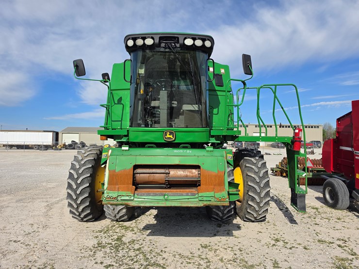 2006-john-deere-9560-sts-image-2