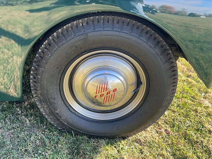 1946-ford-pickup-image-63