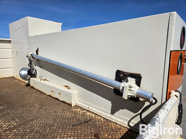 massey-ferguson-730-image-17