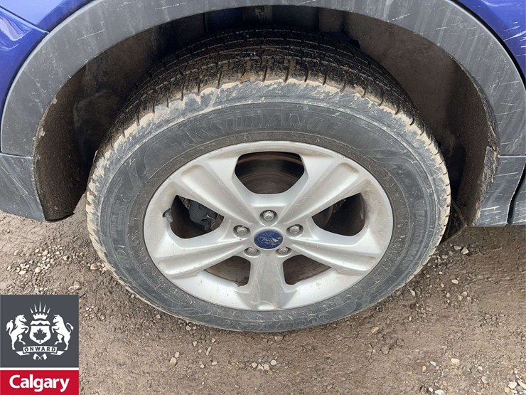 2013-ford-escape-se-image-11