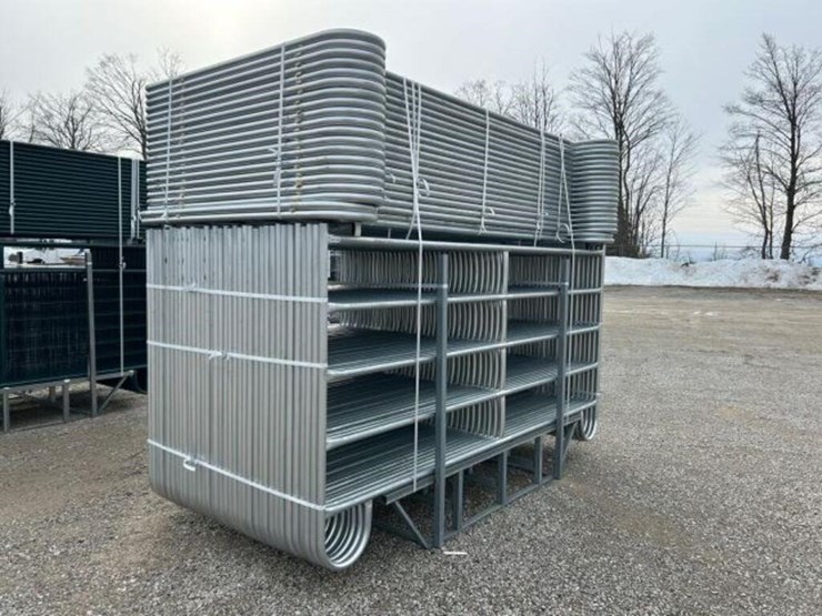 qty-of-(56)-10-ft-powder-coated-corral-panel-image-10
