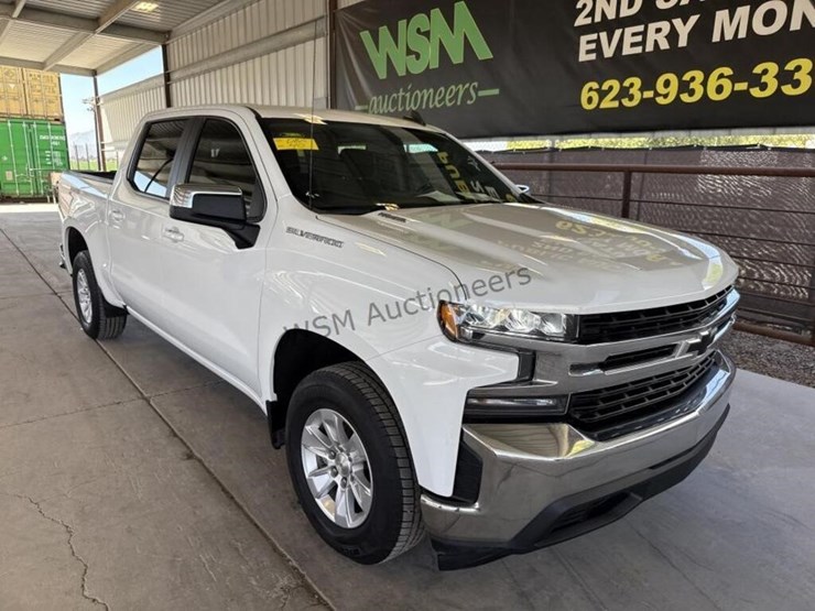 2021-chevrolet-silverado-1500-image-2