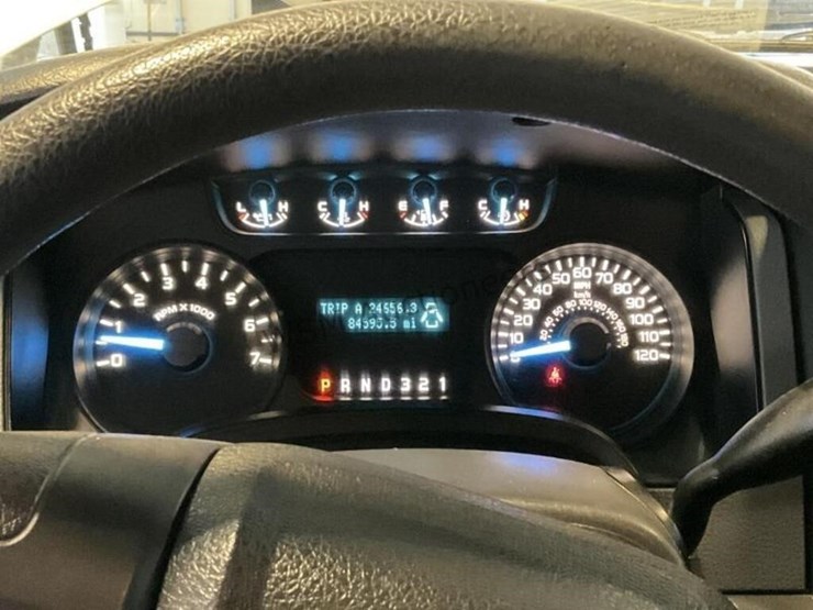 2013-ford-f150-image-17