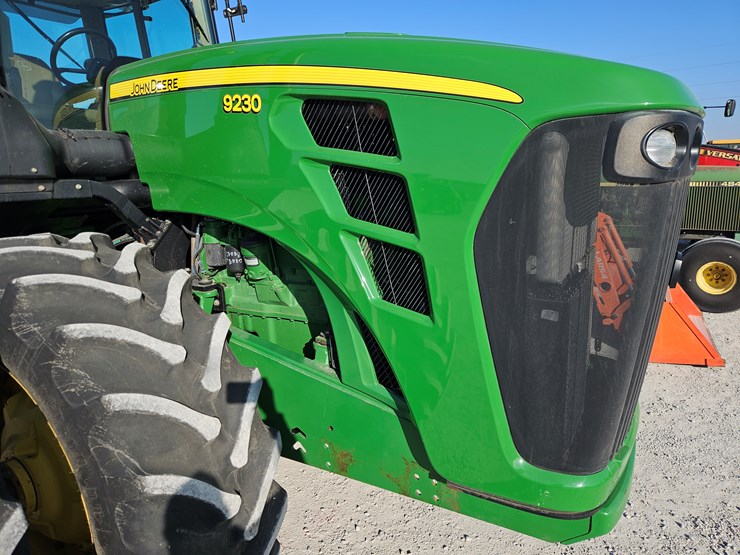 2009-john-deere-9230-image-3