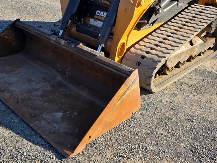 2021-case-tv450b-image-35