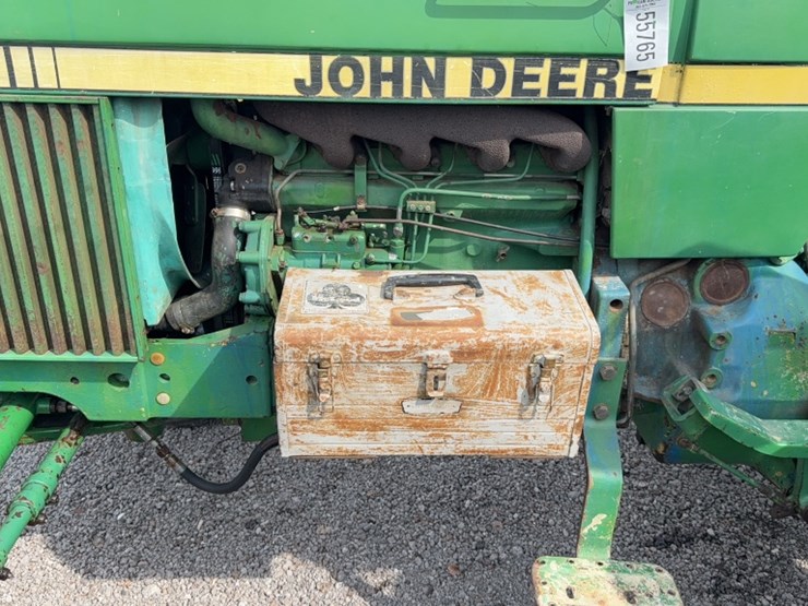 john-deere-2350-image-15