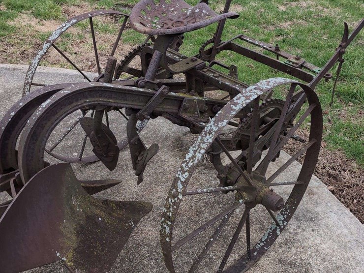 p-&-o-two-row-cultivator-image-7