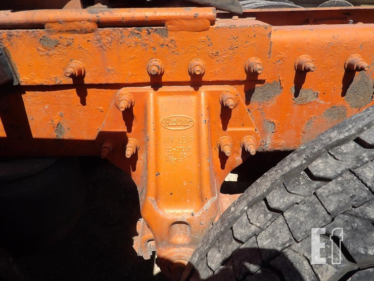 2008-peterbilt-389-image-6