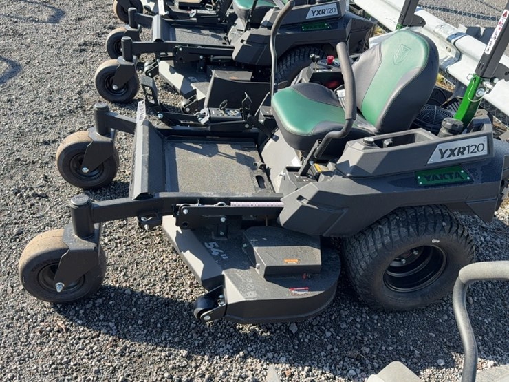 #4049-•-yakta-yxr-120-zero-turn-mower-image-12