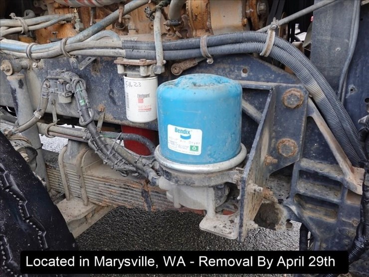 2002-kenworth-t800-image-10