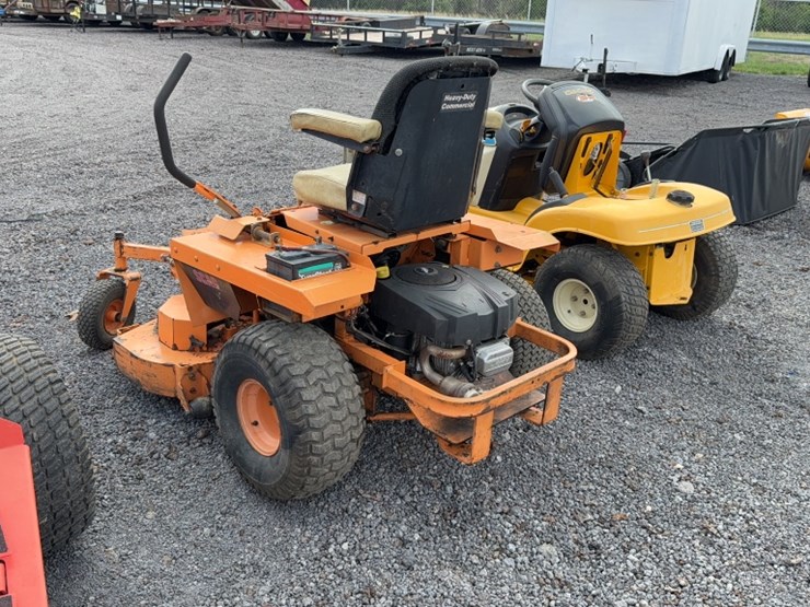 #4066-•-scag-super-z-zero-turn-mower-image-9