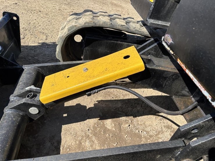 komatsu-pc28uu-image-17