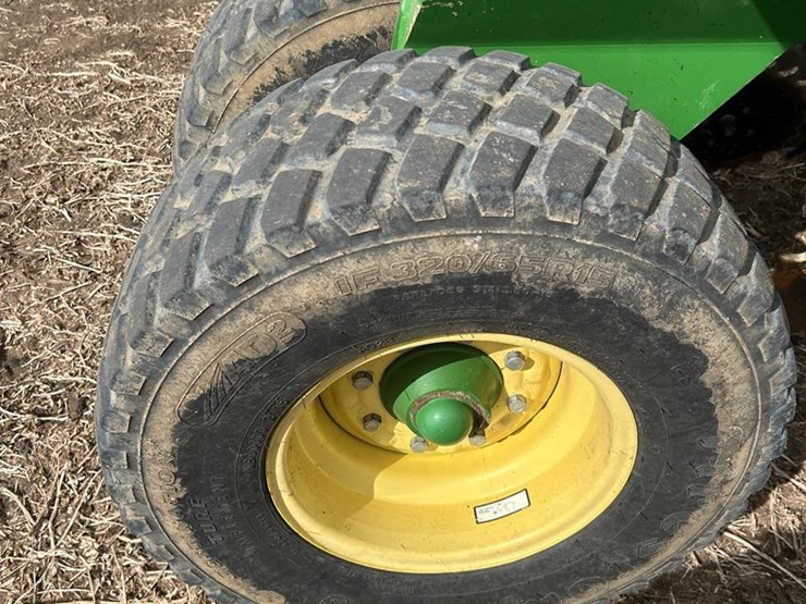 2014-john-deere-1895-image-49