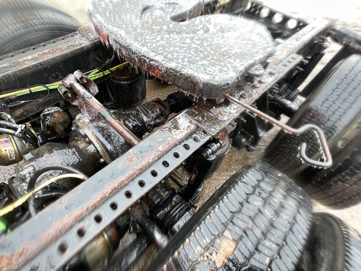 #234-•-2016-international-semi-tractor-(has-wi-title)-(denmark,-wi)-image-14