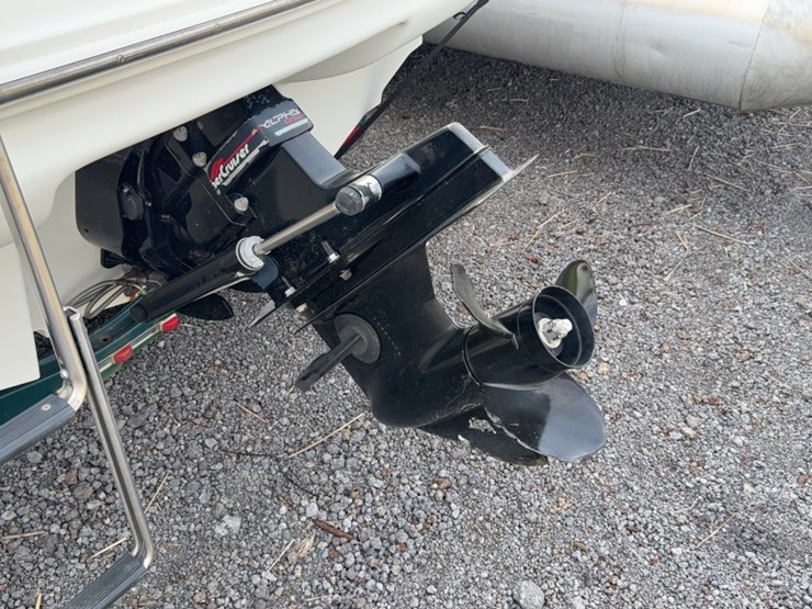 #4004-•-1999-sea-ray-190-19'-runabout-boat-image-7